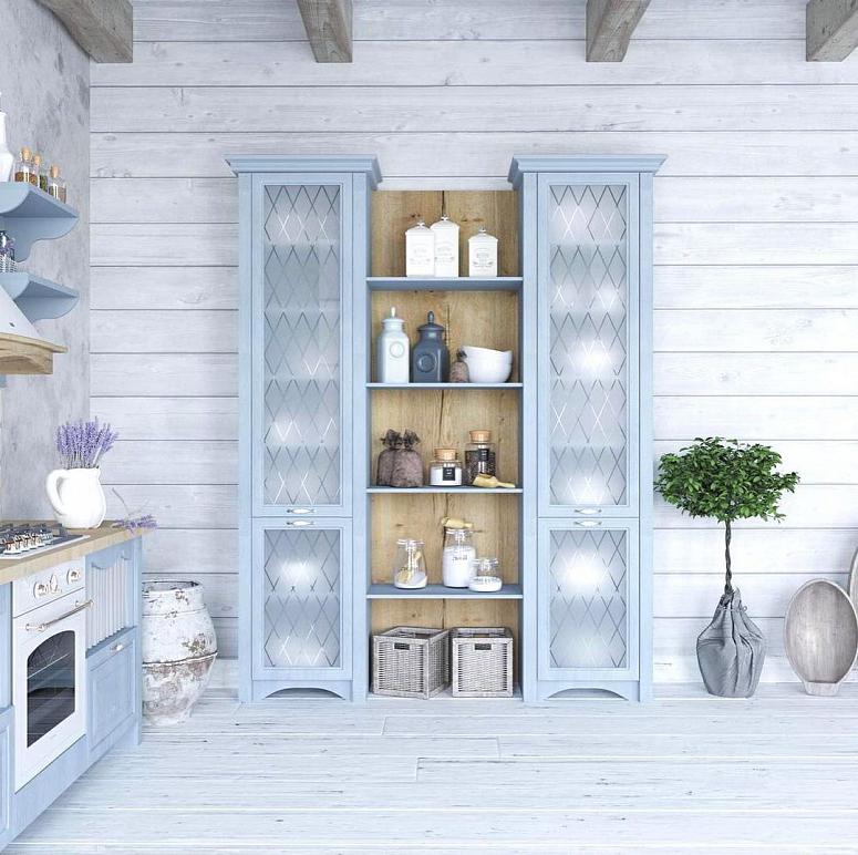 Фото прямая яркая синяя древесная кухня с крашеными фасадами в скандинавском стиле с пластиковой столешницей