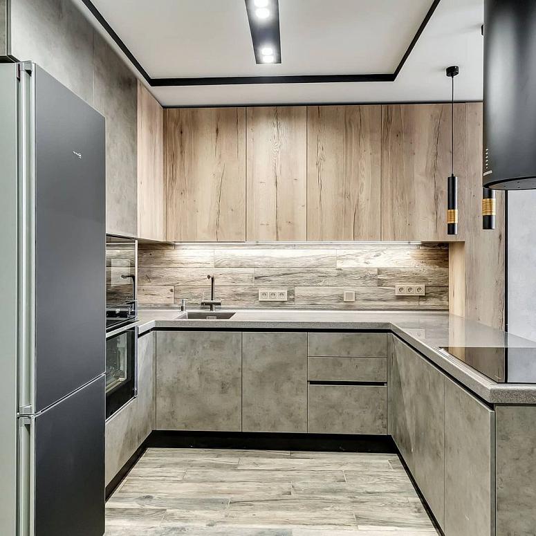 Фото п-образная под бетон древесная двухцветная темная кухня с пластиковыми фасадами в стиле Лофт и в стиле Минимализм с кварцевой столешницей